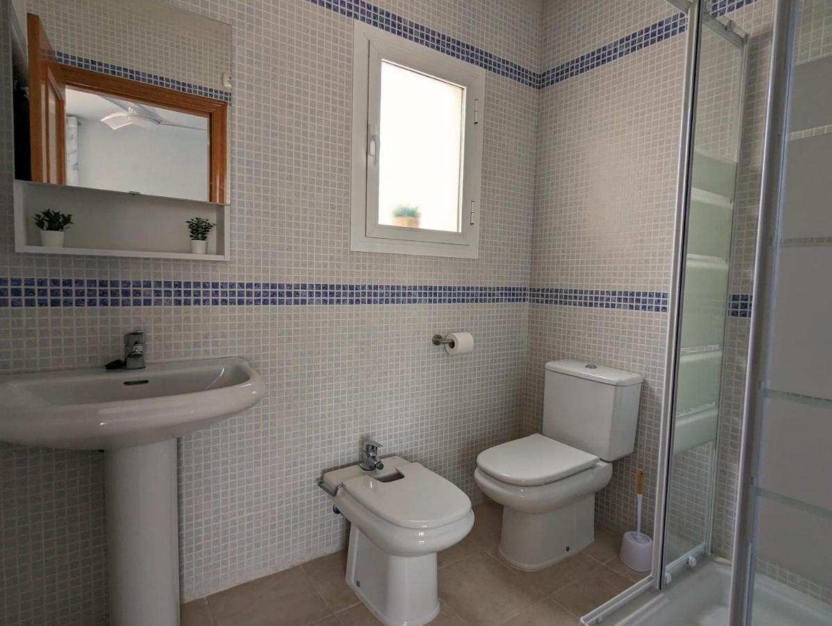 Apartamento Las Palmeras - Con Terraza, Barbacoa, Aire Acondicionado Y A 250M De La Playa! Los Alcazares Bagian luar foto