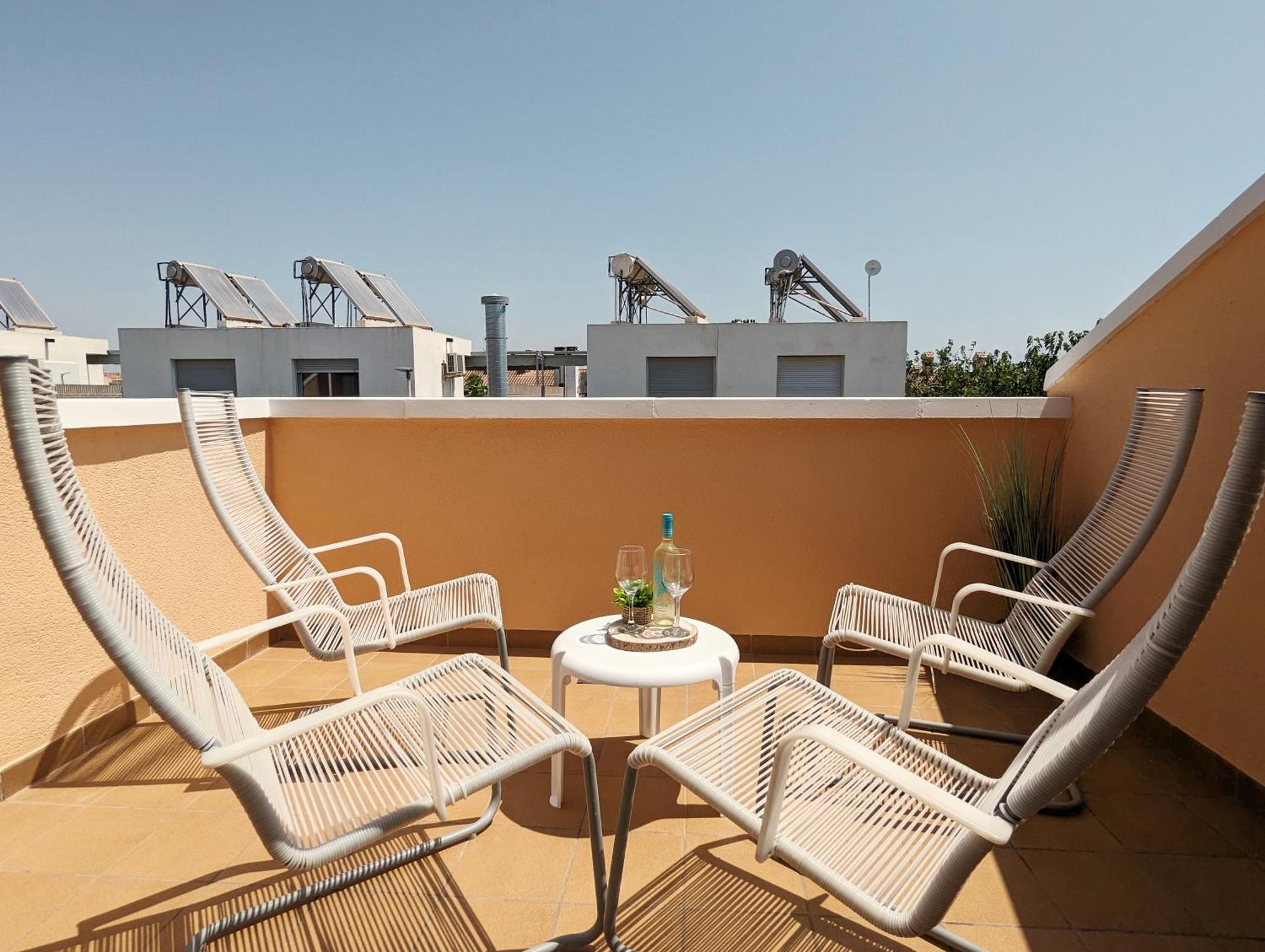 Apartamento Las Palmeras - Con Terraza, Barbacoa, Aire Acondicionado Y A 250M De La Playa! Los Alcazares Bagian luar foto
